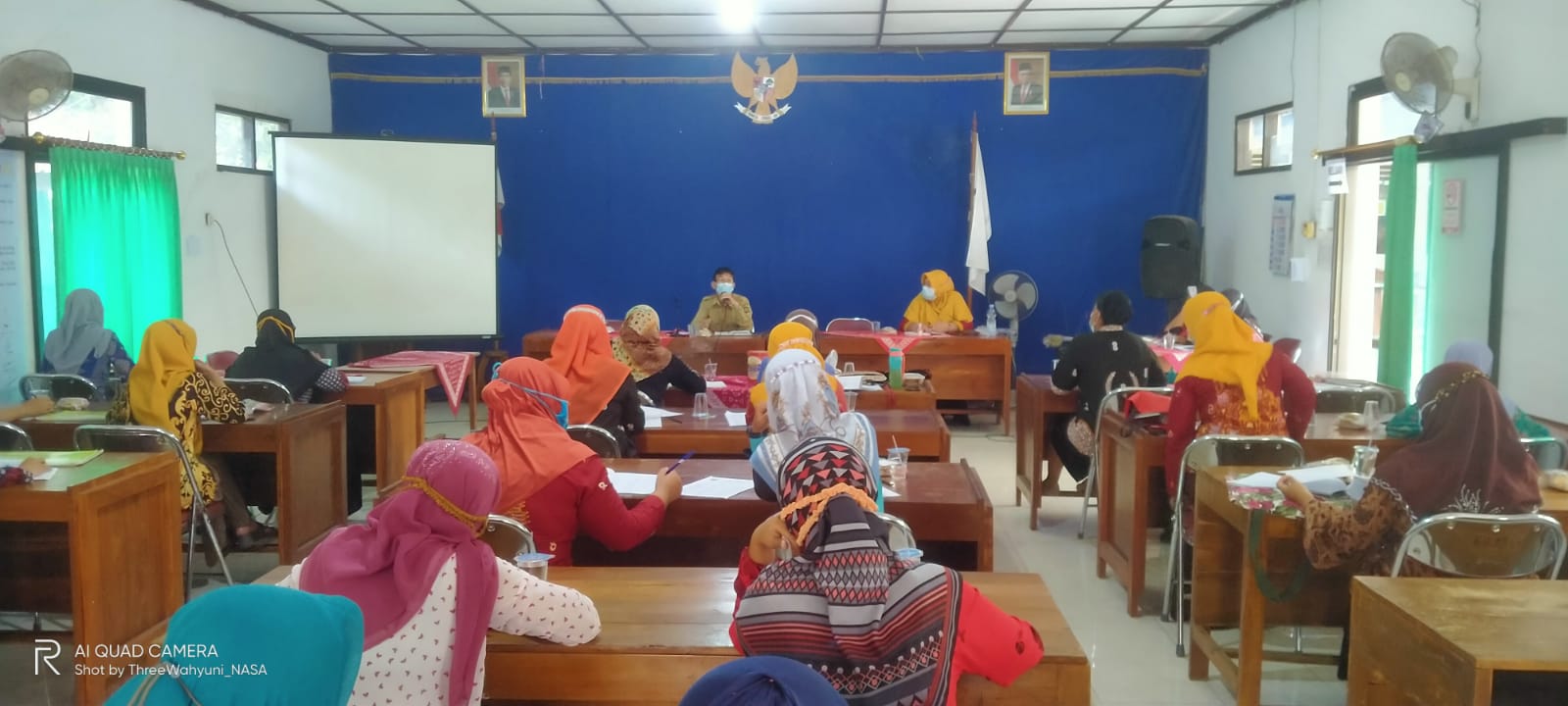 TP PKK Hargorejo ajak Masyarakat Lebih Mencintai Batik Sendiri